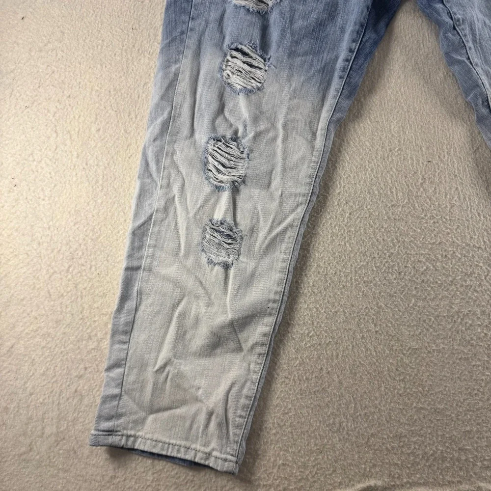 Soho Jeans New York Boyfriend Jeans Womens 18 Light Wash Distressed Ombre Good